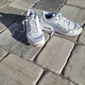 Women's Nike Air Max Size 9.5
